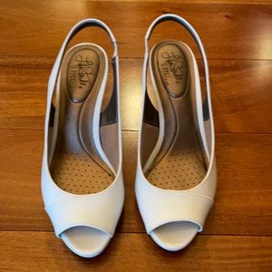 White peep toe heels